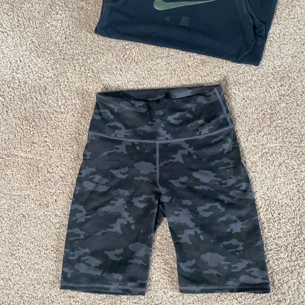 Fabletics camo bike shorts size small